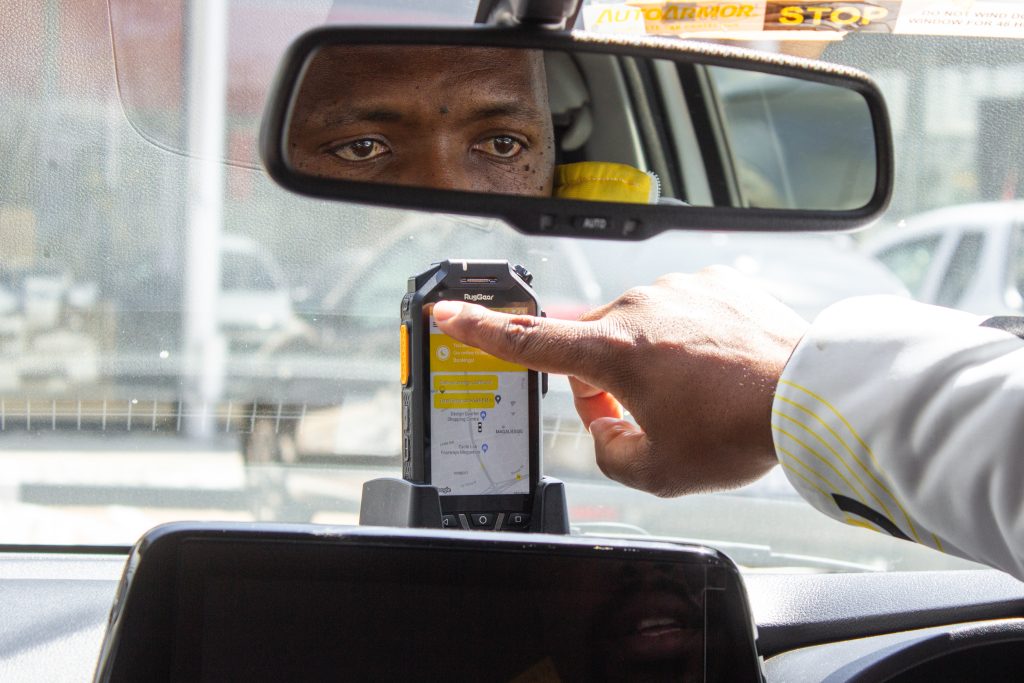 24 hour taxi service Harare